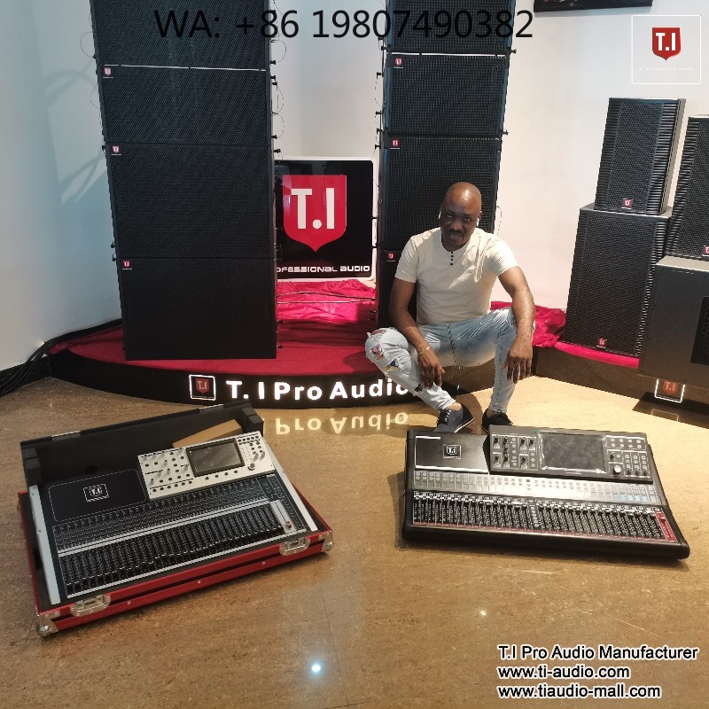 Konsol Mixer Digital 32 Salura - Audio And Music Mixer ulasan dan harga